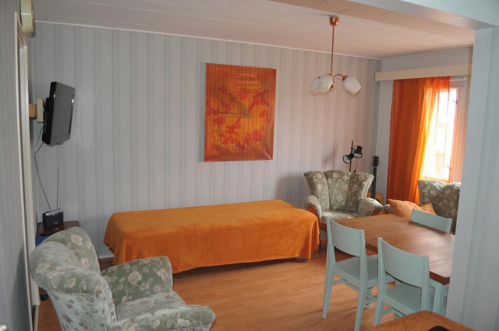 Apartment Hotel Kuukkarin Kortteeri ปอรี ภายนอก รูปภาพ